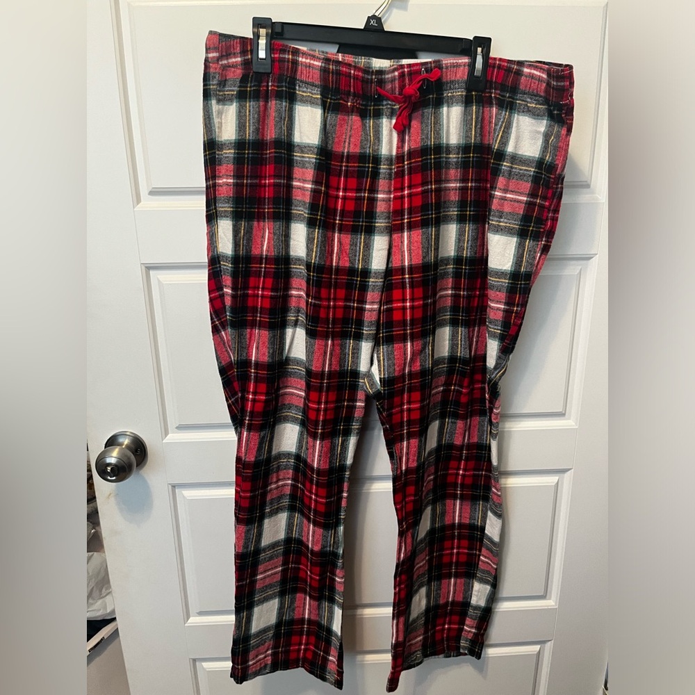 Old navy flannel pj pants size XL